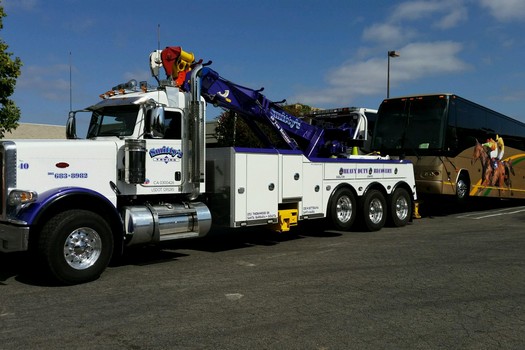Equipment Transport in Santa Maria California
